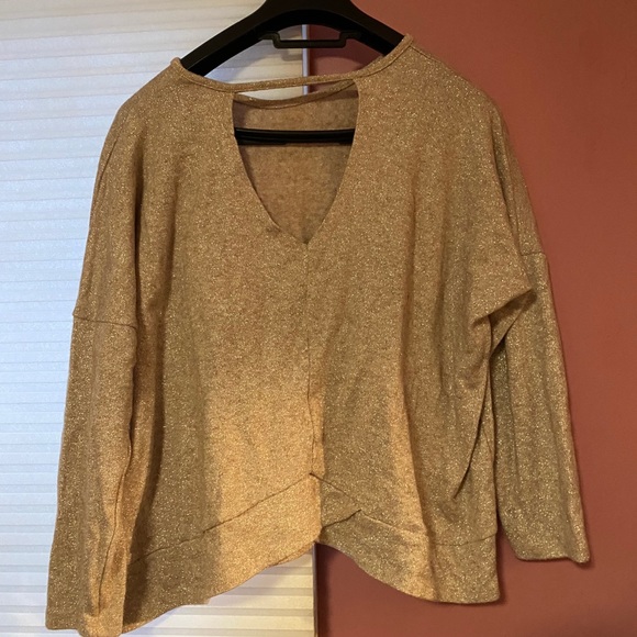 Holiday sweater - Picture 2 of 2